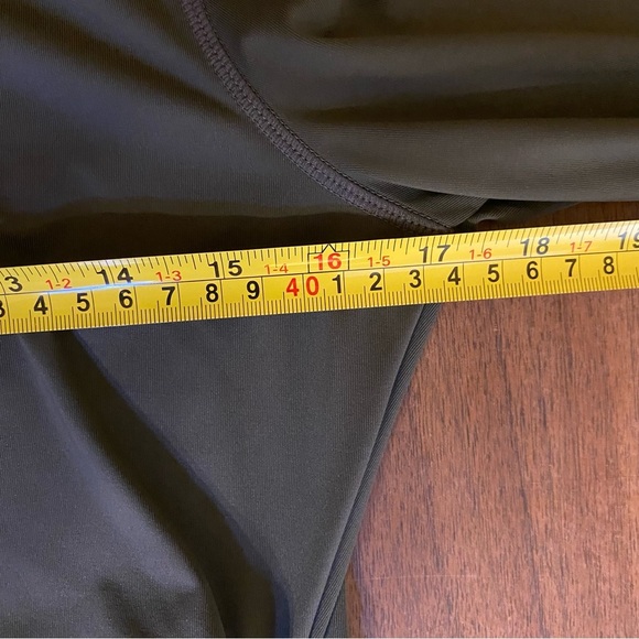 Athleta Women Drawstring Ruched 1/2 Zip Long Sleeve Rashguard Swim Top Medium - Picture 13 of 14